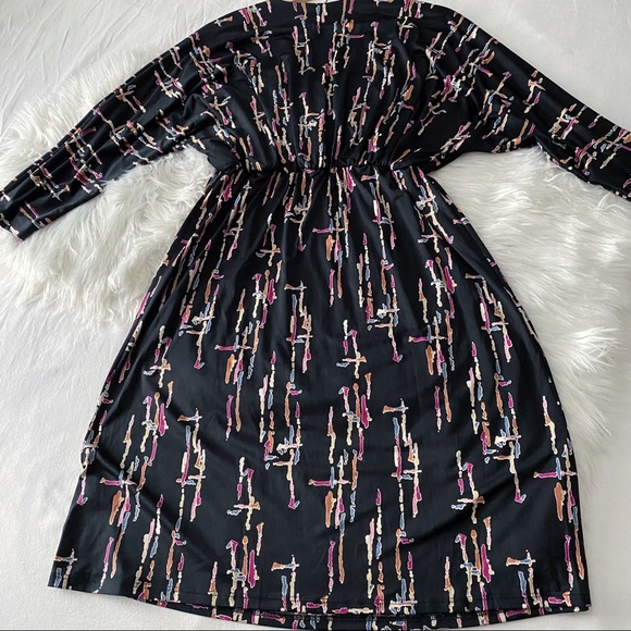 Slouchy Kimono Top • Deep V-Neck Dress - Picture 9 of 10